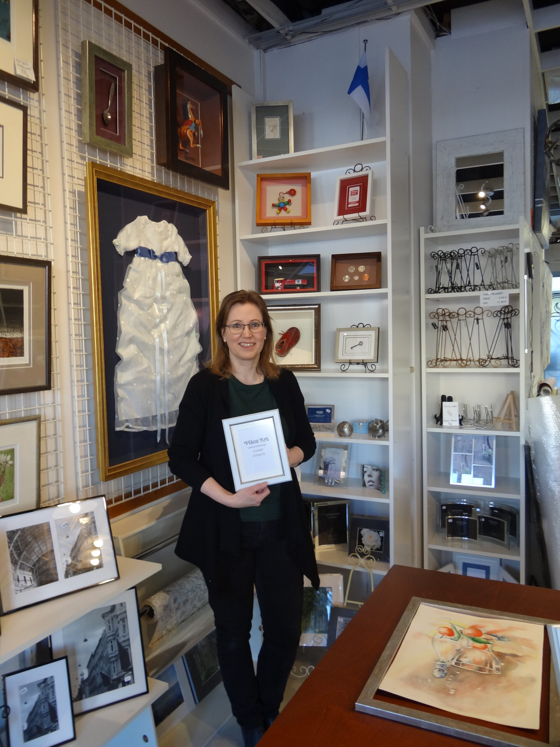 PiSon Art Oy taidekehystämön yrittäjä Pirjo Vallin valittiin vuoden 2019 yrittäjänaiseksi