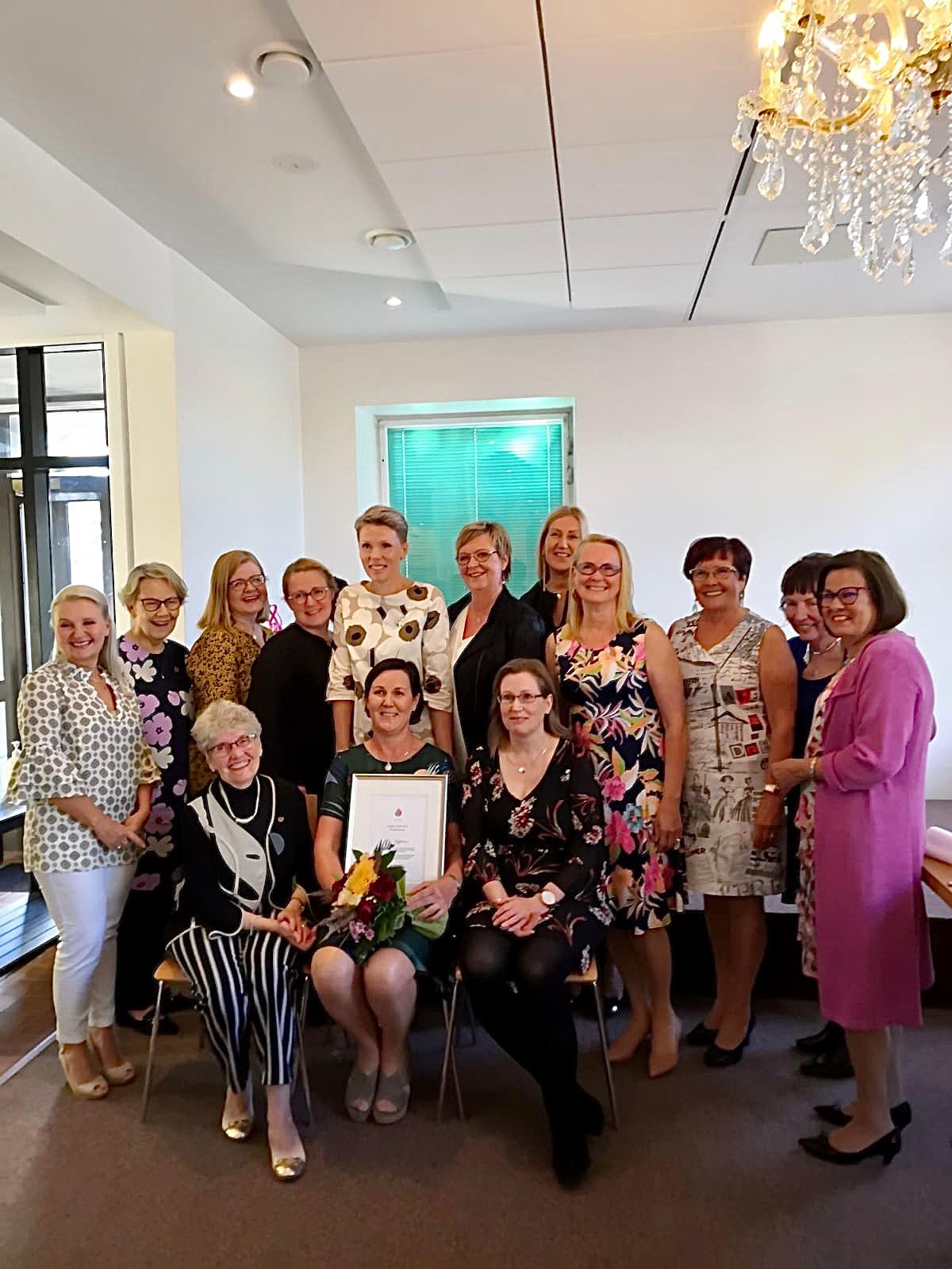 Vuoden 2022 yrittäjänainen valintatilaisuus ti 22.3.2022